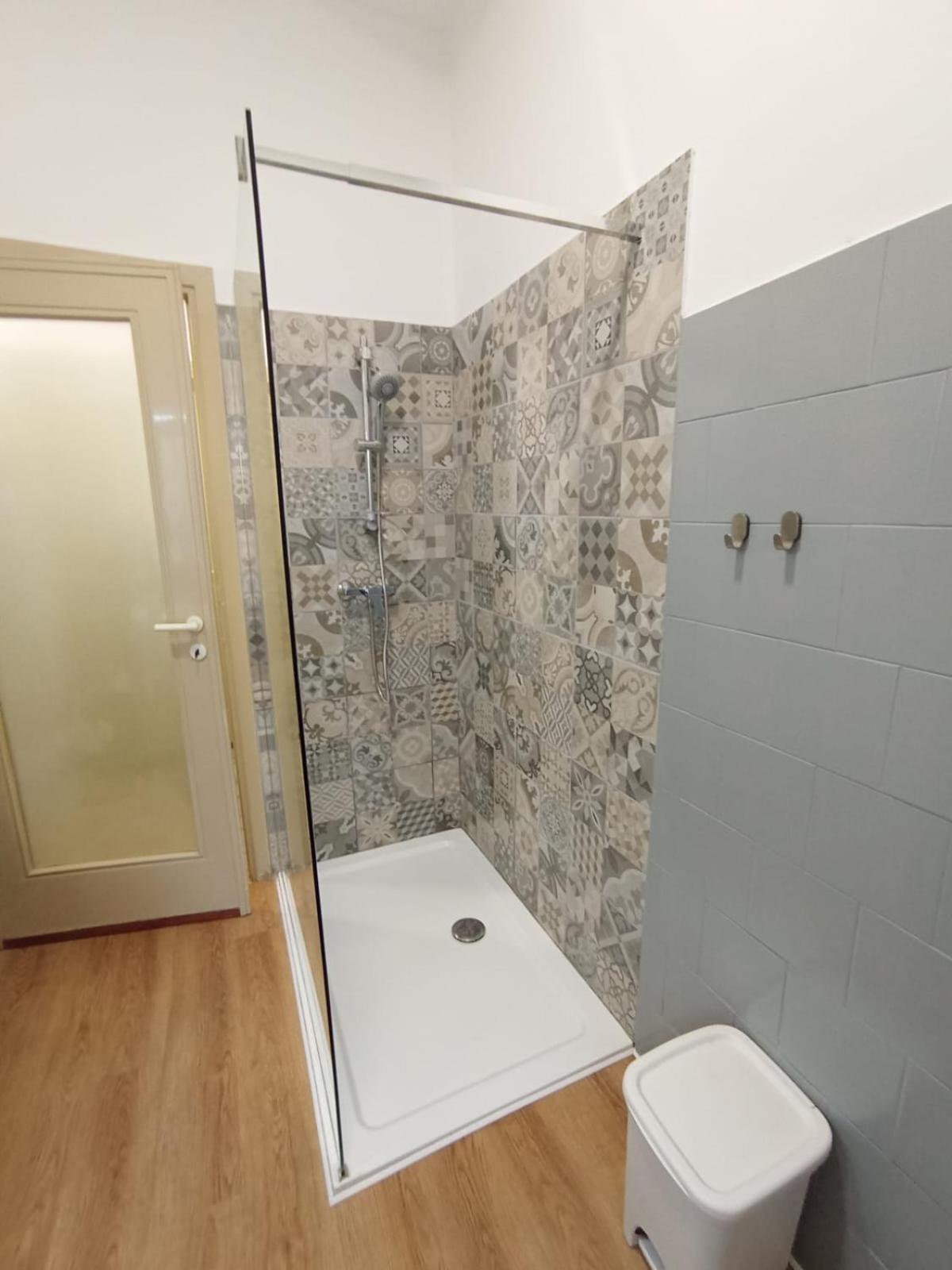 Megaride'S Dependance Hotel Como Bagian luar foto